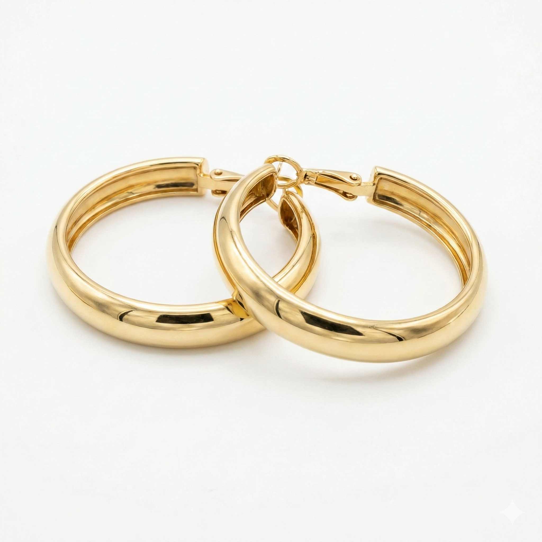 Brinco Original Liso Folheado a Ouro 18k